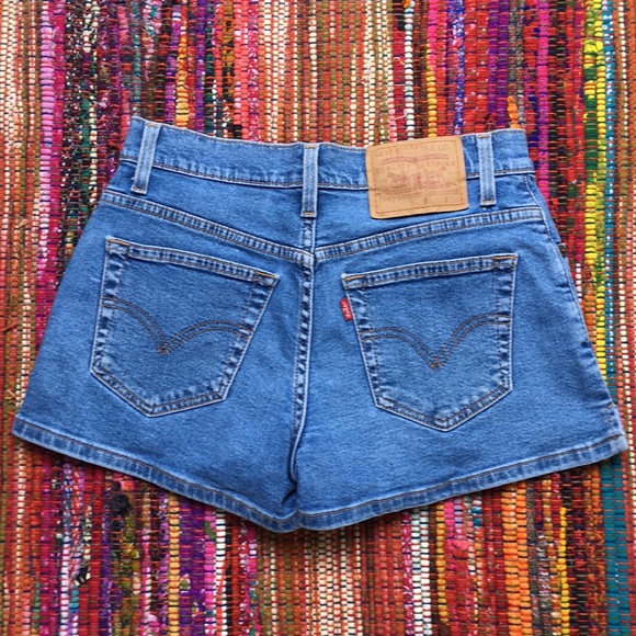 Levi’s Jean Shorts Vintage 1990s Size 3 - Picture 8 of 8